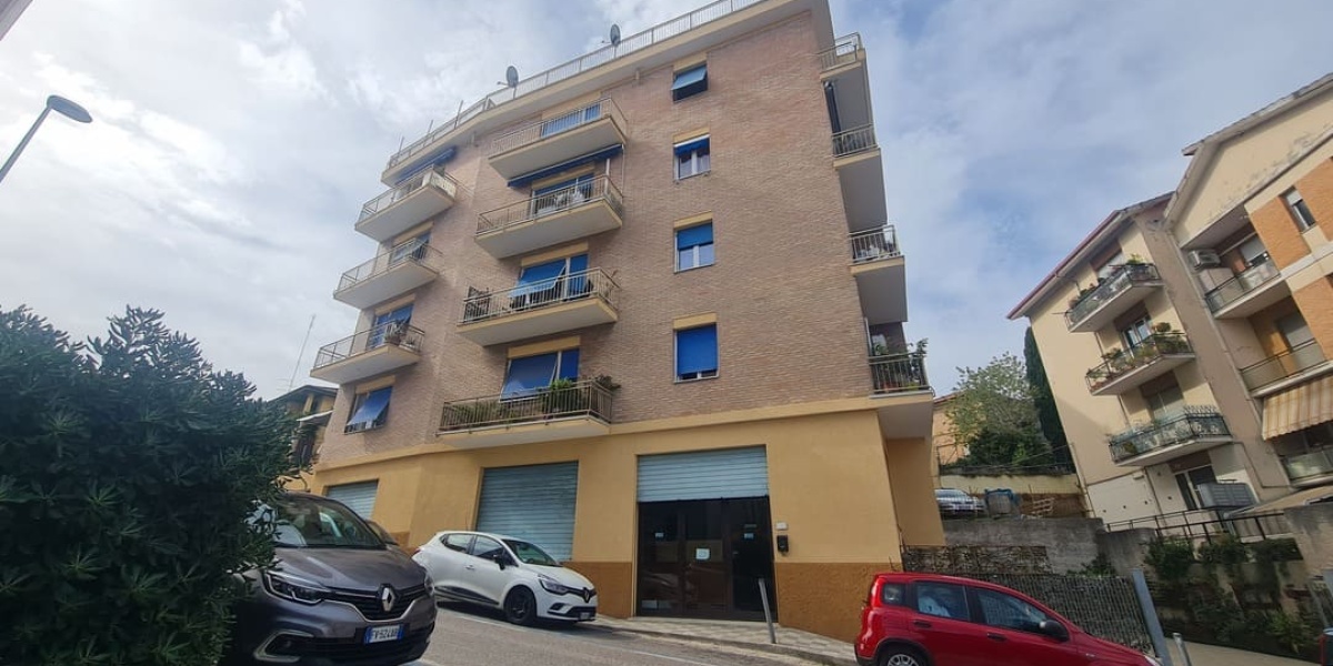 Ancona Piano-Stazione VIA SEBENICO, 10, 2 Camere Camere, ,1 BagnoBagni,Appartamento,In Vendita,VIA SEBENICO,2,1081