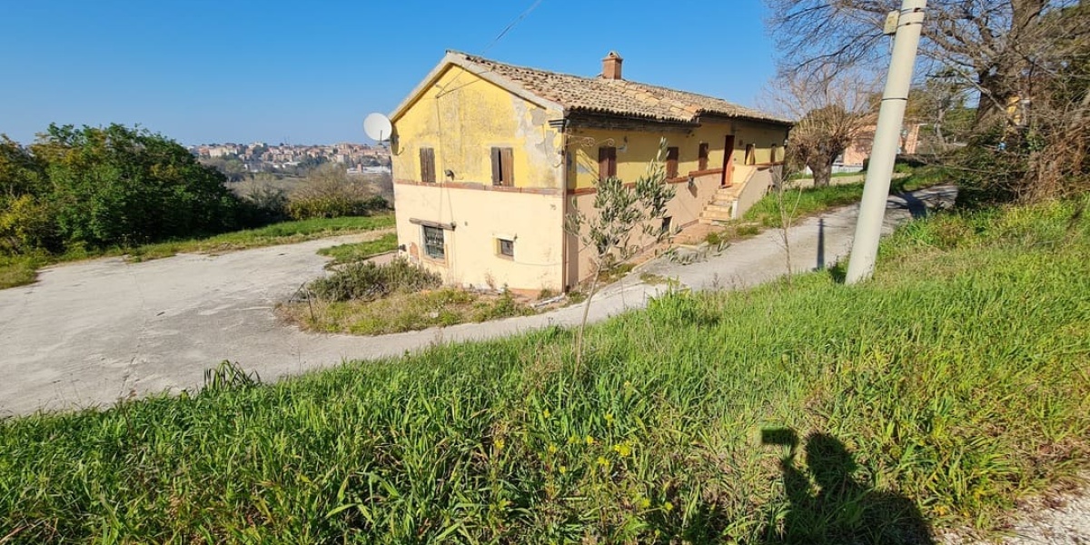 Ancona Pinocchio-Posatora MAGGINI, 3 Camere Camere, ,2 BagniBagni,Rustico/Casale,In Vendita,MAGGINI,1093