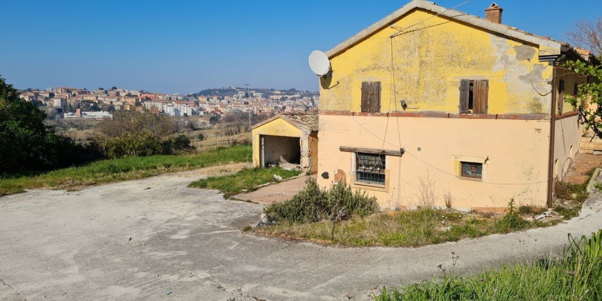 Ancona Pinocchio-Posatora MAGGINI, 3 Camere Camere, ,2 BagniBagni,Rustico/Casale,In Vendita,MAGGINI,1093