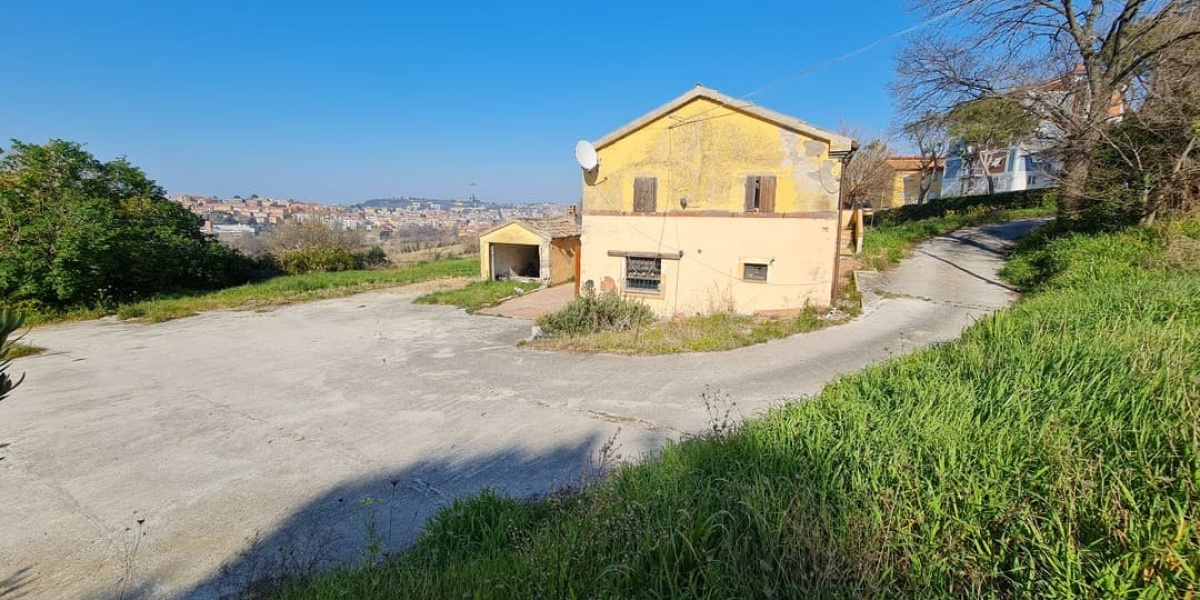 Ancona Pinocchio-Posatora MAGGINI, 3 Camere Camere, ,2 BagniBagni,Rustico/Casale,In Vendita,MAGGINI,1093