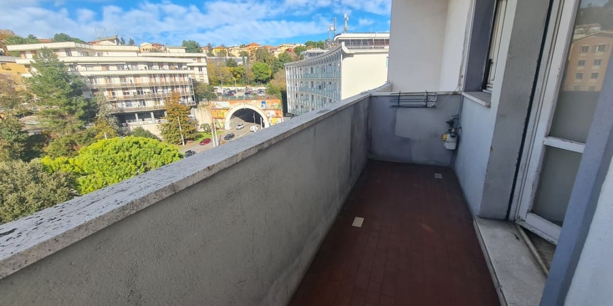 Ancona Centro Piazzale Libertà, 3 Camere Camere, ,1 BagnoBagni,Appartamento,In Vendita,Piazzale Libertà,5,1095