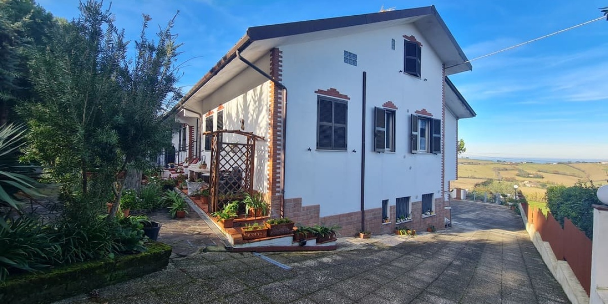 Ancona Campagna Monteferro, 84c, 4 Camere Camere, ,3 BagniBagni,Villa,In Vendita,Monteferro,1096