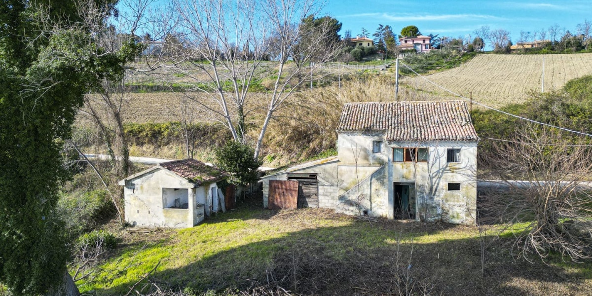 Ancona Campagna Montegalluzzo, 240, 3 Camere Camere, ,1 BagnoBagni,Rustico/Casale,In Vendita,Montegalluzzo,1104