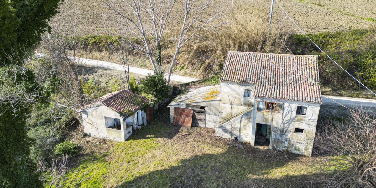 Ancona Campagna Montegalluzzo, 240, 3 Camere Camere, ,1 BagnoBagni,Rustico/Casale,In Vendita,Montegalluzzo,1104