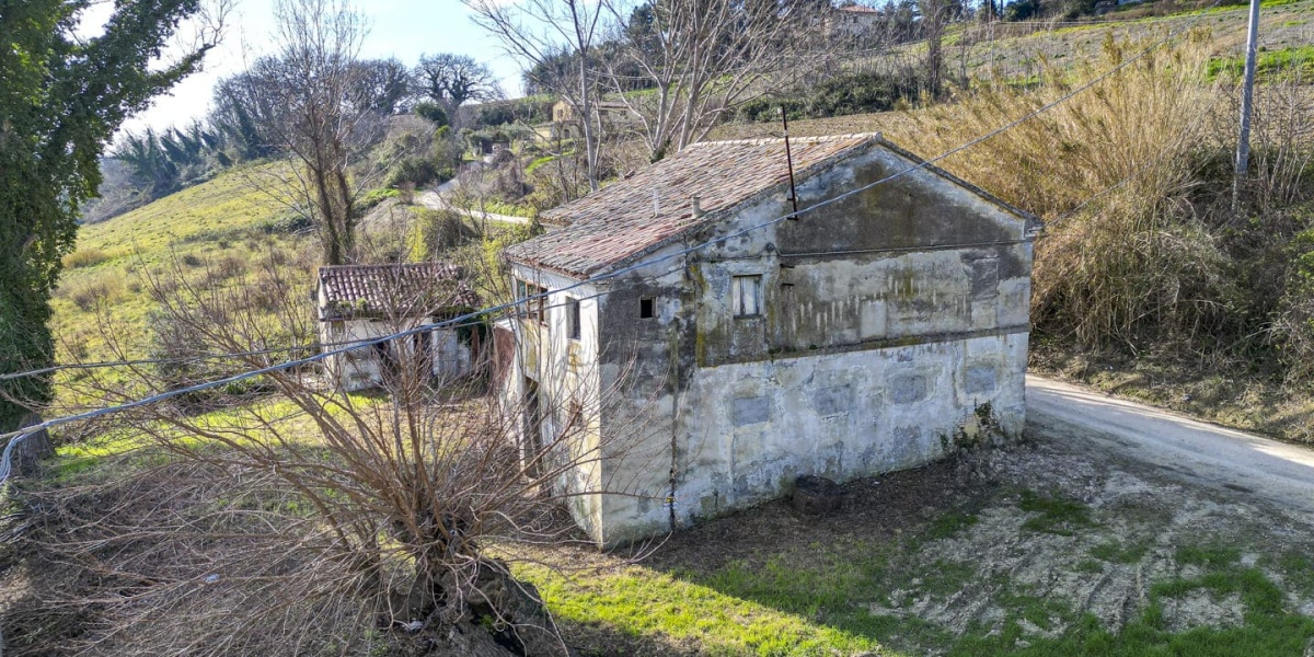 Ancona Campagna Montegalluzzo, 240, 3 Camere Camere, ,1 BagnoBagni,Rustico/Casale,In Vendita,Montegalluzzo,1104