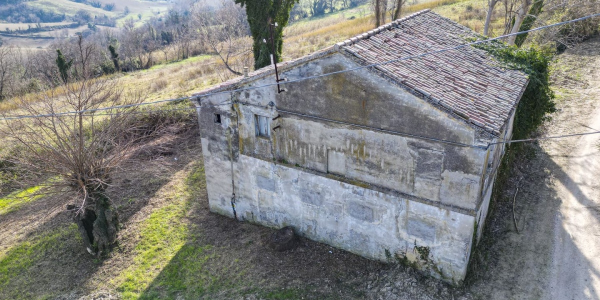 Ancona Campagna Montegalluzzo, 240, 3 Camere Camere, ,1 BagnoBagni,Rustico/Casale,In Vendita,Montegalluzzo,1104