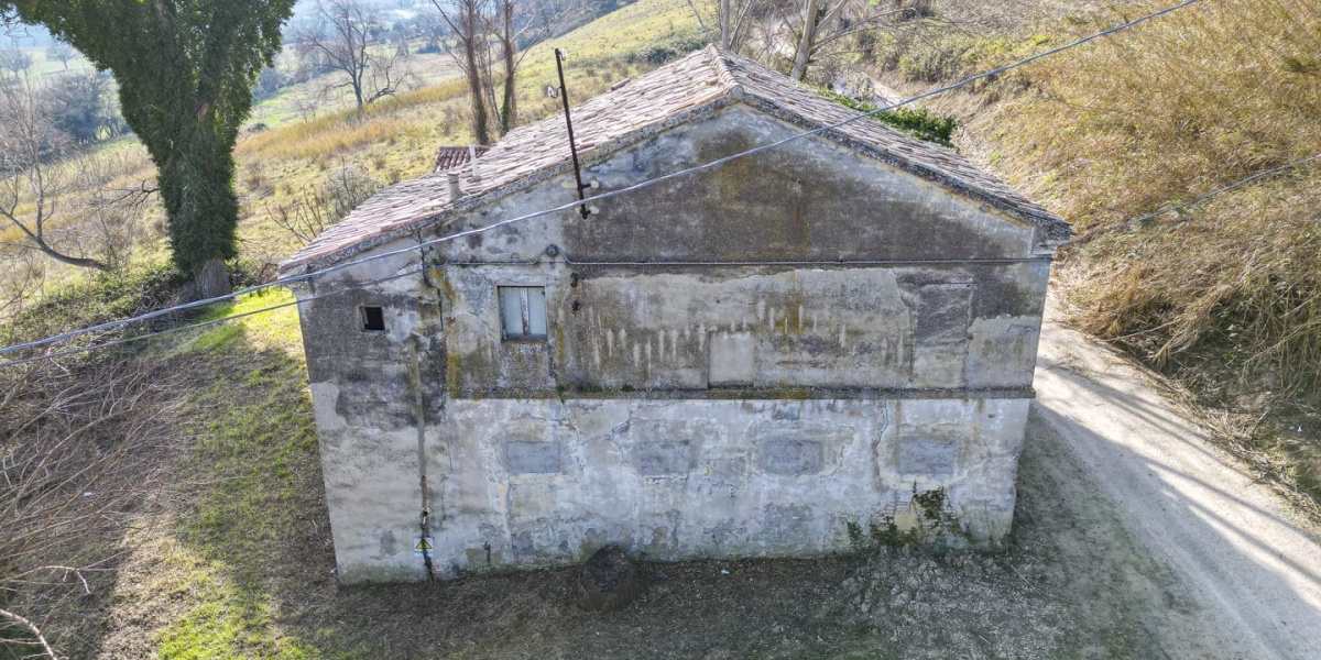 Ancona Campagna Montegalluzzo, 240, 3 Camere Camere, ,1 BagnoBagni,Rustico/Casale,In Vendita,Montegalluzzo,1104