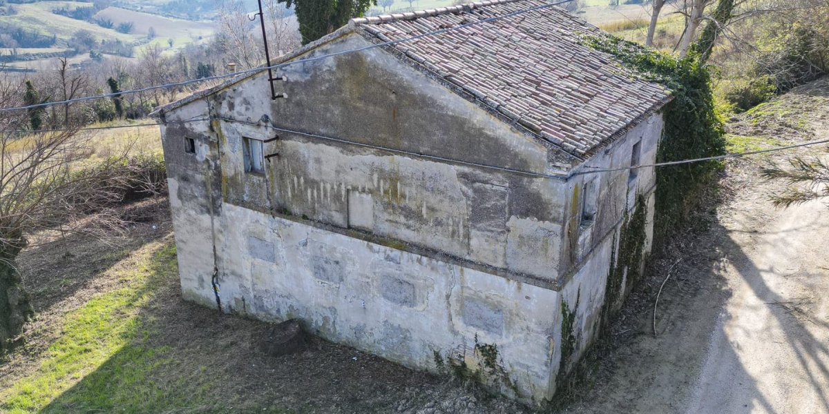 Ancona Campagna Montegalluzzo, 240, 3 Camere Camere, ,1 BagnoBagni,Rustico/Casale,In Vendita,Montegalluzzo,1104