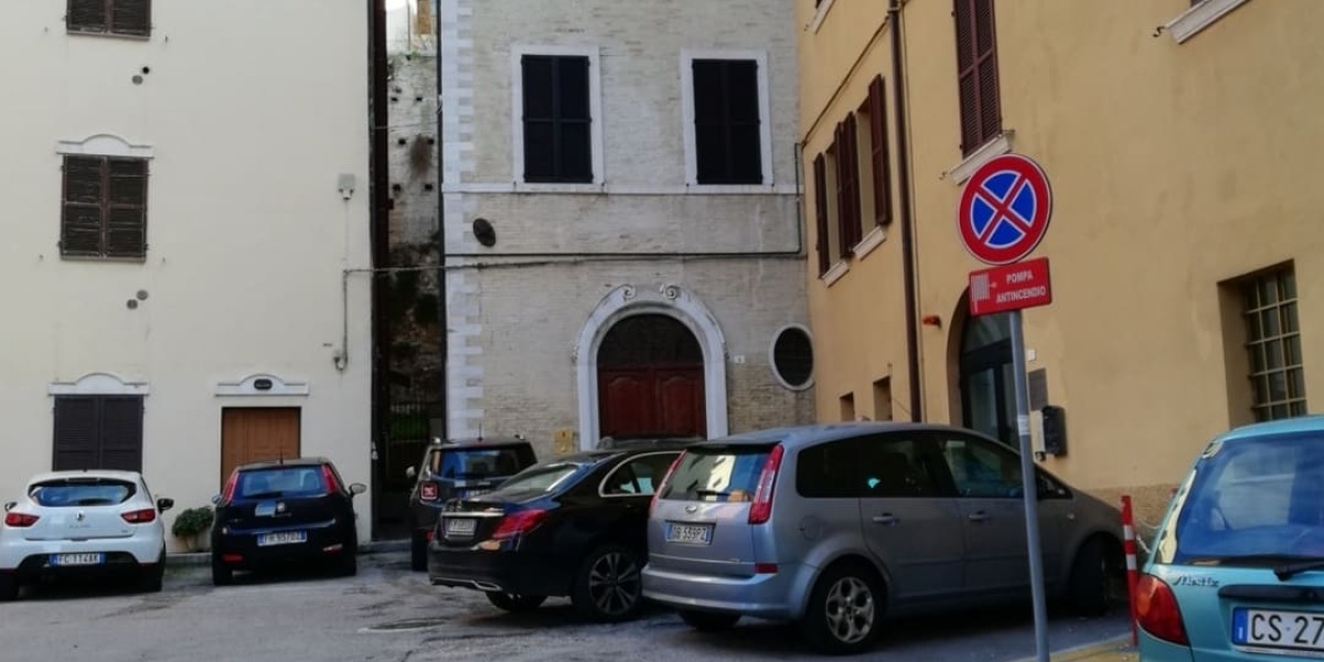 Ancona Centro vicolo serpe, 5, 1 Stanza Stanze,Ufficio,In Vendita,vicolo serpe,1067